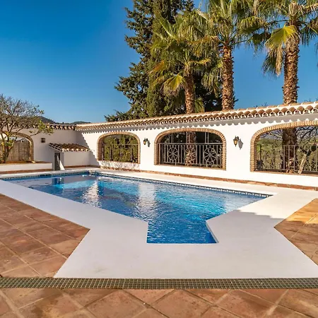 Lovely In With Wifi Holiday home Guaro