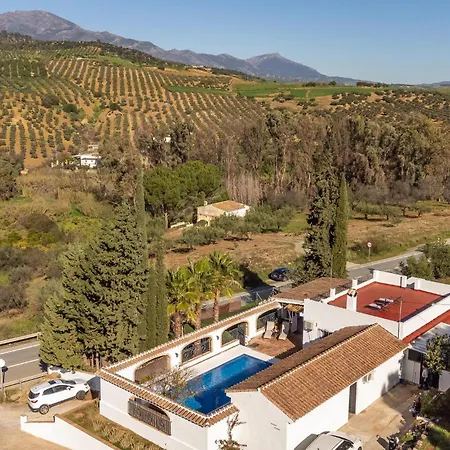 Holiday home Lovely In With Wifi Guaro